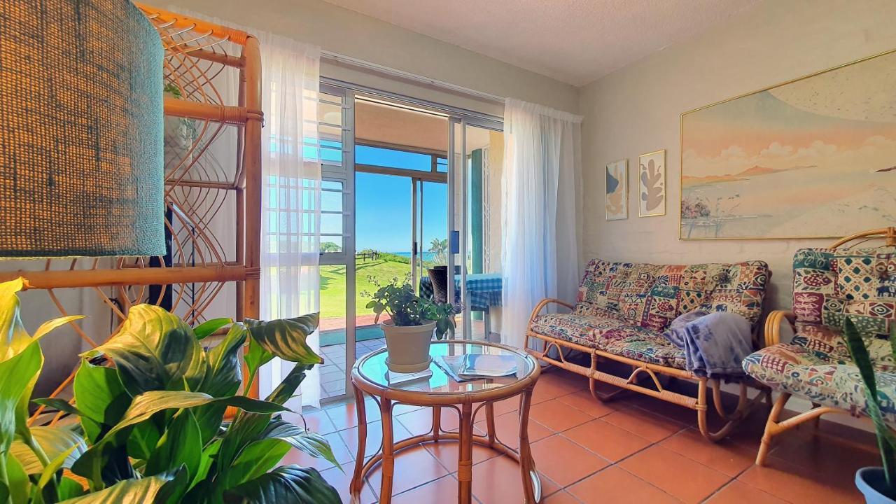 Escape To Paradise: Beachside Apartment Jeffreys Bay Exteriör bild