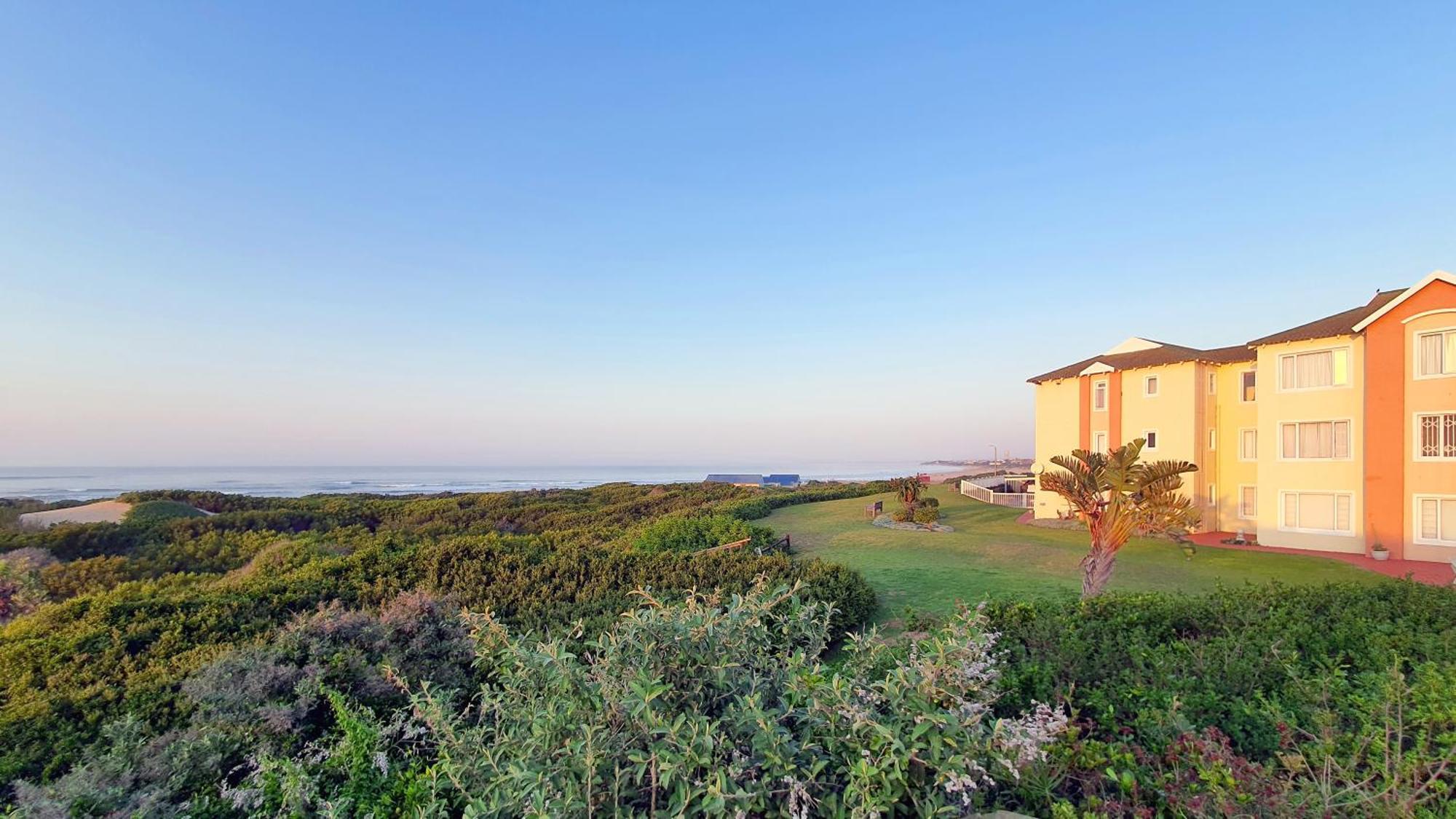 Escape To Paradise: Beachside Apartment Jeffreys Bay Exteriör bild