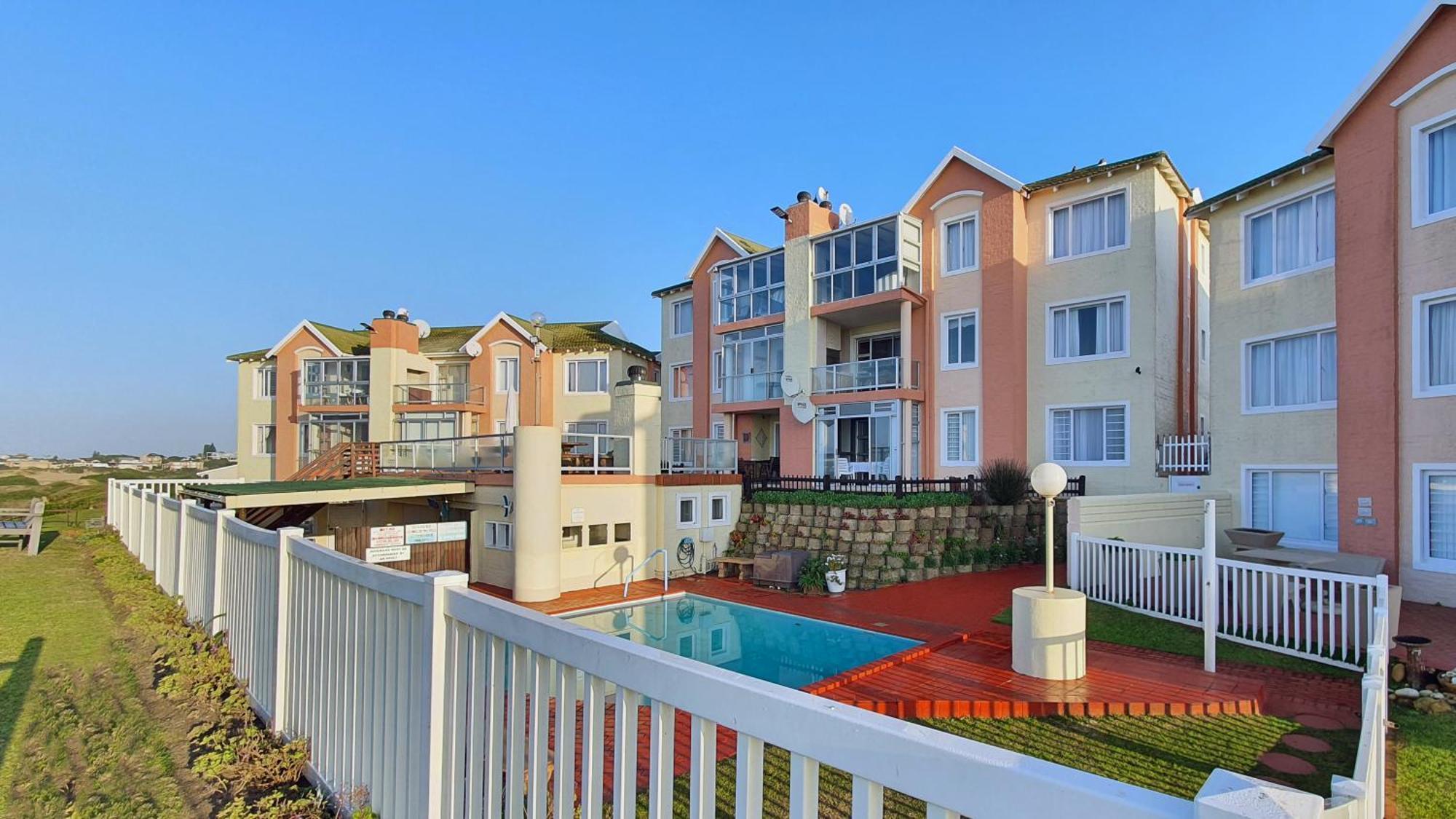 Escape To Paradise: Beachside Apartment Jeffreys Bay Exteriör bild